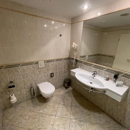 ラマダ シティセンター ホテル 4*