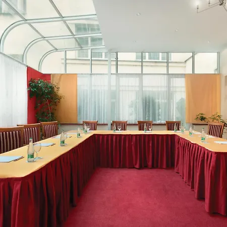 ラマダ シティセンター ホテル 4*