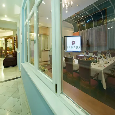 Ramada Centre Hotel Prague